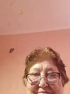 Snapshot of Katherine735 chatting on 06/17/26, 03:06 Katherine735 online show from 06/17/26, 03:06
