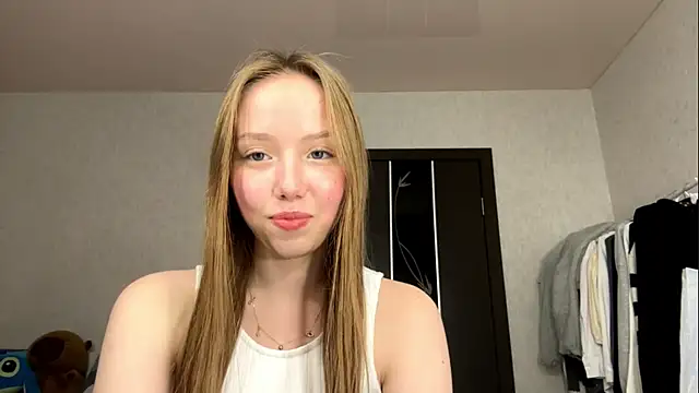 Snapshot of AntoniaMoravick chatting on 10/18/25, 03:03 AntoniaMoravick online show from 10/18/25, 03:03