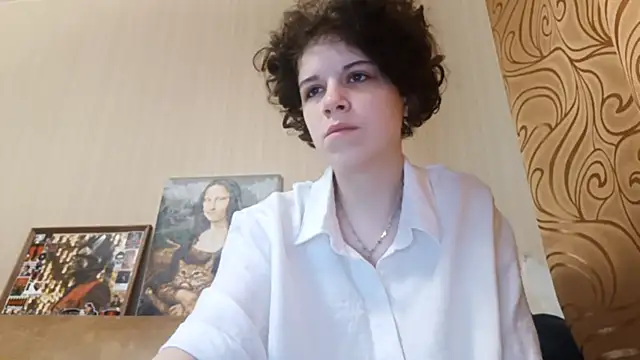 Snapshot of JesseniaHanney chatting on 10/19/25, 09:01 JesseniaHanney online show from 10/19/25, 09:01