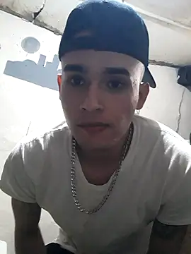 Snapshot of sexdol2 chatting on 10/31/25, 08:44 sexdol2 online show from 10/31/25, 08:44