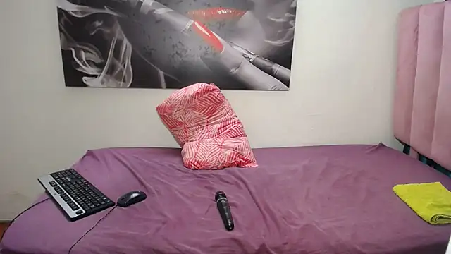 Snapshot of Kelly-001 chatting on 02/03/26, 08:58 Kelly-001 online show from 02/03/26, 08:58