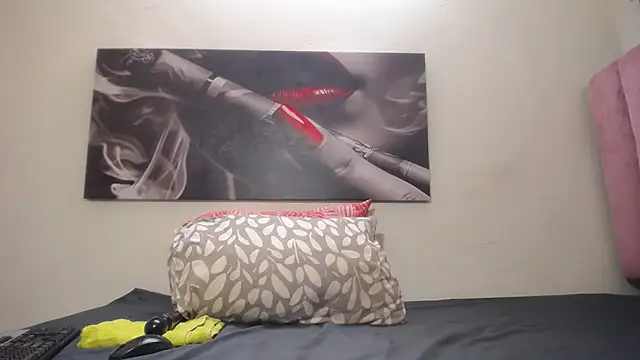 Snapshot of Kelly-001 chatting on 02/20/26, 06:26 Kelly-001 online show from 02/20/26, 06:26