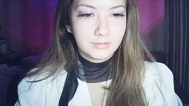 Snapshot of MoodieMira chatting on 03/03/26, 10:50 MoodieMira online show from 03/03/26, 10:50