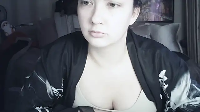 MoodieMira online show from 06/27/26, 05:08