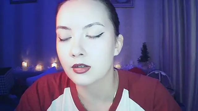 Snapshot of MoodieMira chatting on 01/15/26, 07:50 MoodieMira online show from 01/15/26, 07:50