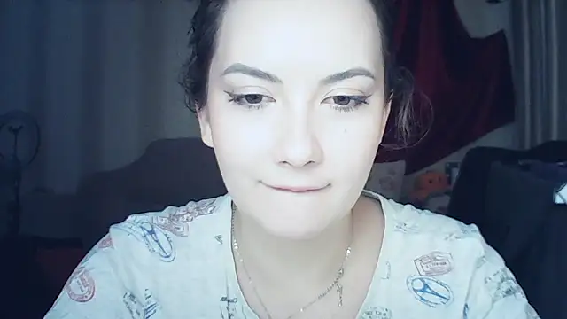 MoodieMira online show from 11/26/25, 07:03