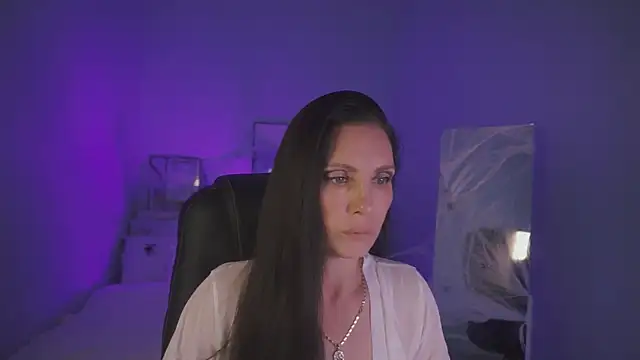 steaflers mommy  online show from 10/17/25, 07:00