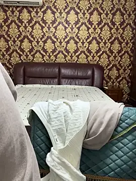 zhenzhen666 online show from 11/25/25, 02:06