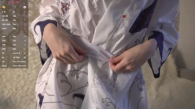 summer flame online show from 10/28/25, 09:19