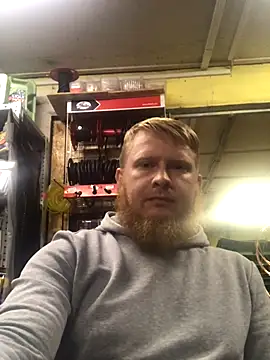 Snapshot of bodywork30 chatting on 11/09/25, 02:32 bodywork30 online show from 11/09/25, 02:32