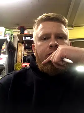 Snapshot of bodywork30 chatting on 12/02/25, 03:25 bodywork30 online show from 12/02/25, 03:25