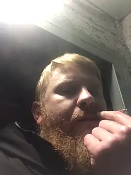 Snapshot of bodywork30 chatting on 11/24/25, 03:23 bodywork30 online show from 11/24/25, 03:23