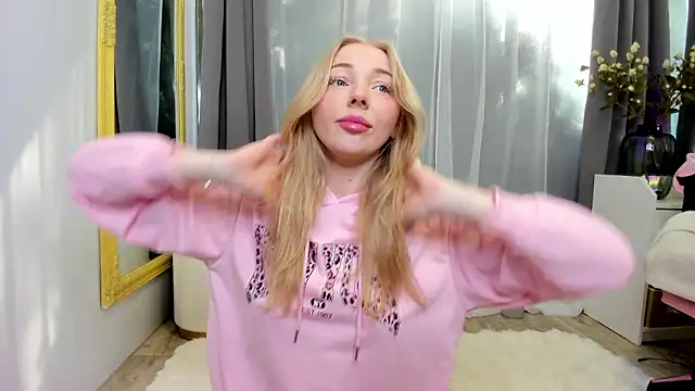 SundyRose online show from 03/03/26, 08:10