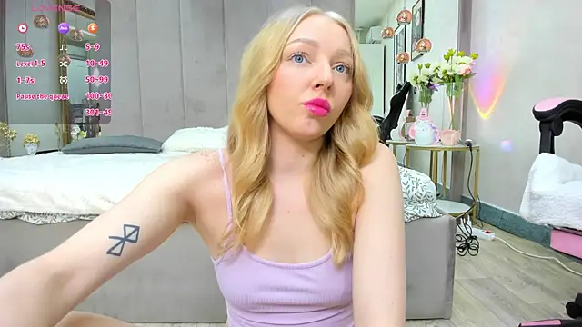 SundyRose online show from 11/25/25, 08:31