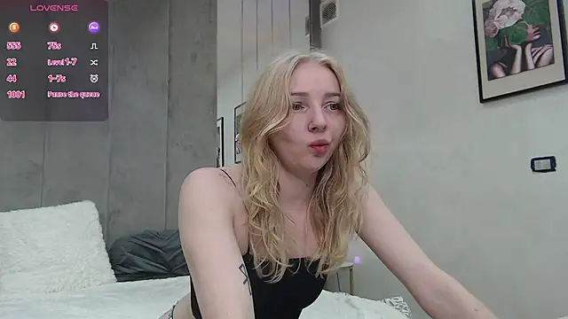 SundyRose online show from 10/22/25, 08:30