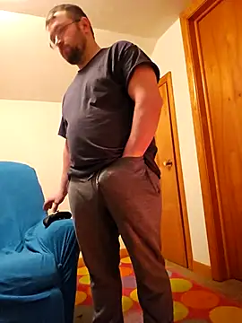 dakotafail92 online show from 12/14/25, 09:59