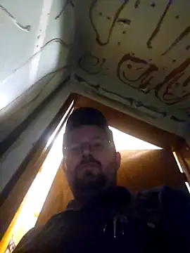 dakotafail92 online show from 10/15/25, 10:34