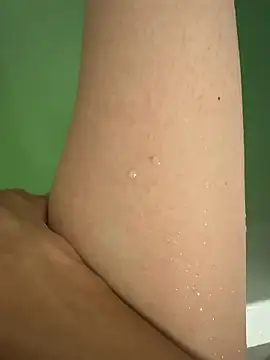 haruki 18old online show from 10/28/25, 02:05