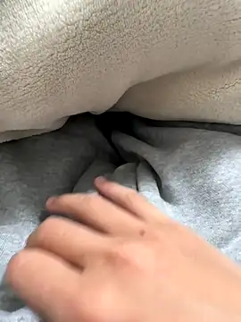 haruki 18old online show from 11/12/25, 02:10