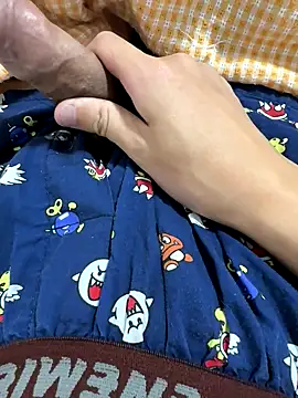 haruki 18old online show from 12/19/25, 02:08