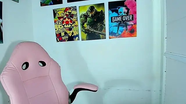 Dakota evans18 online show from 11/13/25, 03:10