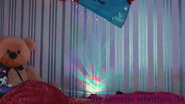 ArianaLight online show from 06/30/26, 05:02