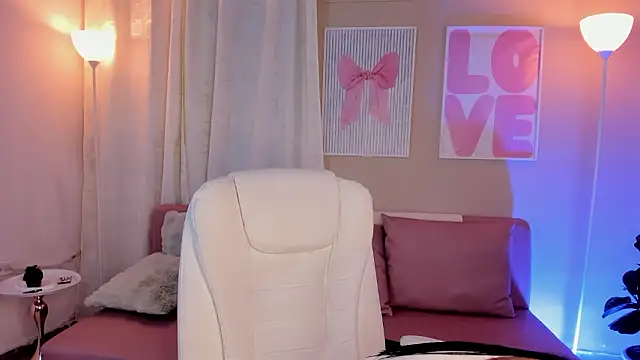 MarianaaDooll online show from 03/04/26, 12:13