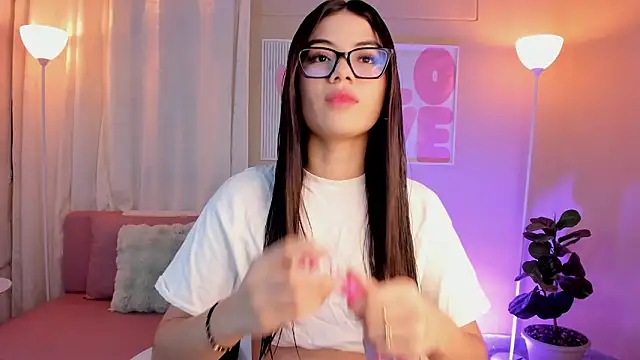 MarianaaDooll online show from 02/11/26, 12:16