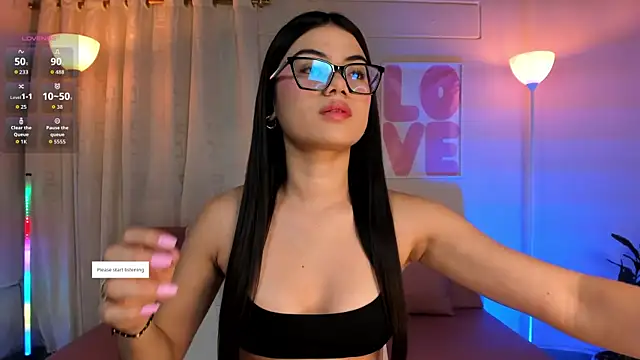 MarianaaDooll online show from 04/08/26, 12:06