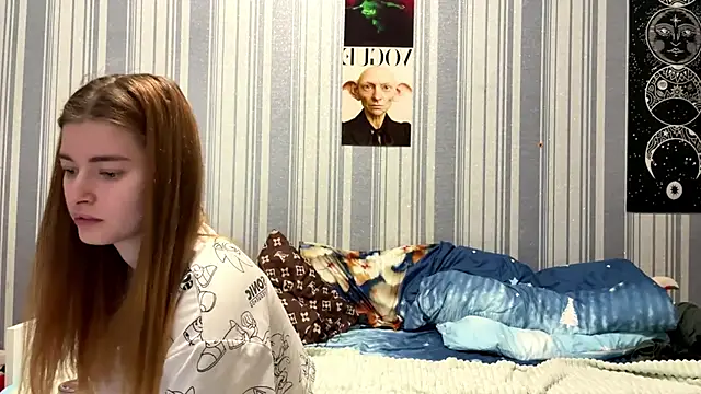 EmiliaCouple online show from 03/29/26, 05:47