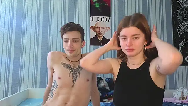 EmiliaCouple online show from 04/28/26, 11:25