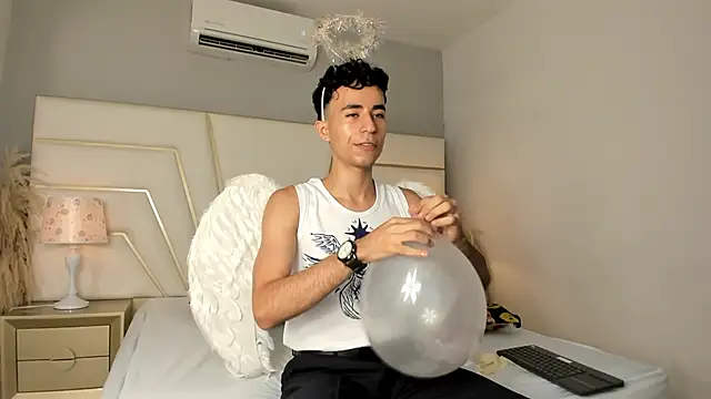 Zahir Ashar online show from 10/31/25, 11:18