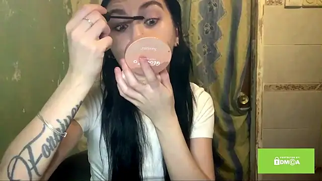 ArianeBhayani online show from 12/05/25, 09:12