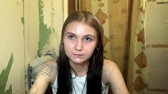 ArianeBhayani online show from 10/29/25, 10:31