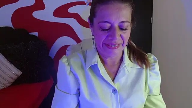 Snapshot of channelsmith_55 chatting on 05/18/26, 01:27 channelsmith 55 online show from 05/18/26, 01:27