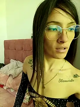 Snapshot of Alejandra_pink10 chatting on 10/17/25, 03:03 Alejandra pink10 online show from 10/17/25, 03:03