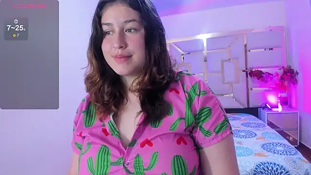 Snapshot of azul_vera chatting on 10/11/25, 01:45 azul vera online show from 10/11/25, 01:45