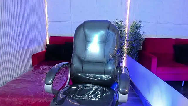 HasleyCarter online show from 12/18/25, 11:30