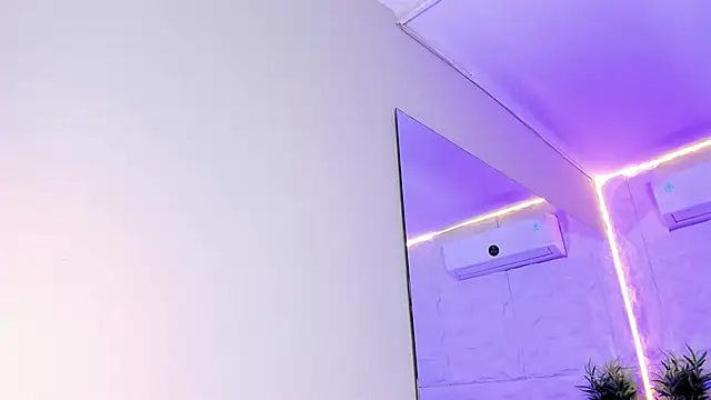 HasleyCarter online show from 12/15/25, 10:48