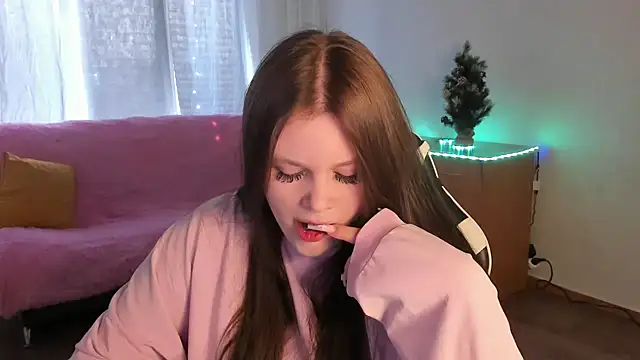 Musegirl online show from 02/06/26, 08:54