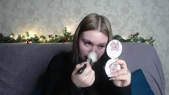 Musegirl online show from 12/20/25, 01:30