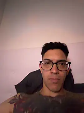 Ian 3333 online show from 05/30/26, 12:50