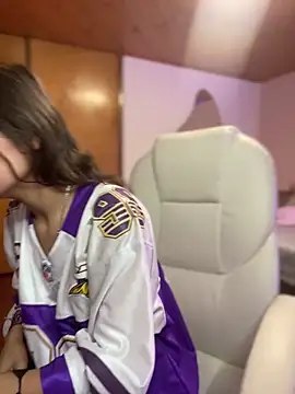 Ninfa pink online show from 12/17/25, 07:41