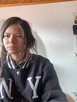 Ninfa pink online show from 11/27/25, 07:03