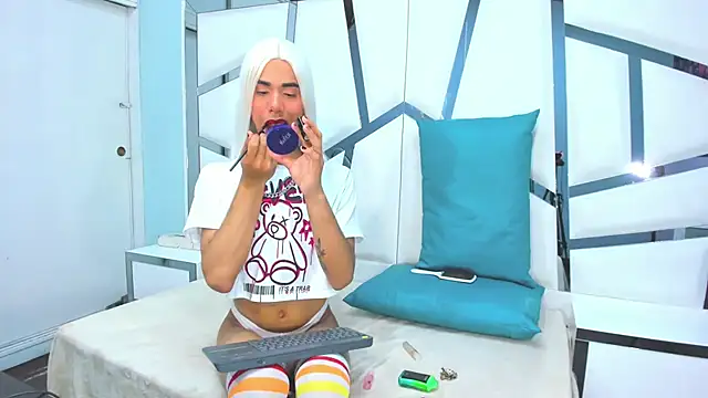 Hetaira Lexx online show from 01/12/26, 03:02