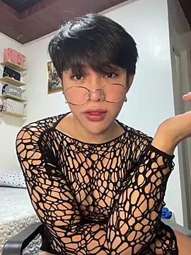 Snapshot of Keyka15 chatting on 02/01/26, 10:13 Keyka15 online show from 02/01/26, 10:13