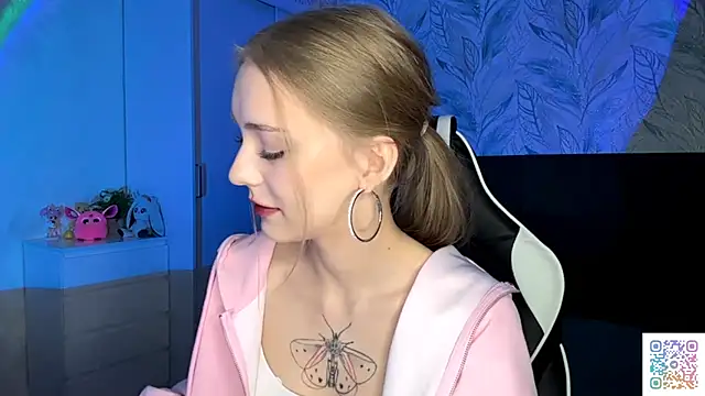 EvaPeace online show from 11/21/25, 05:12