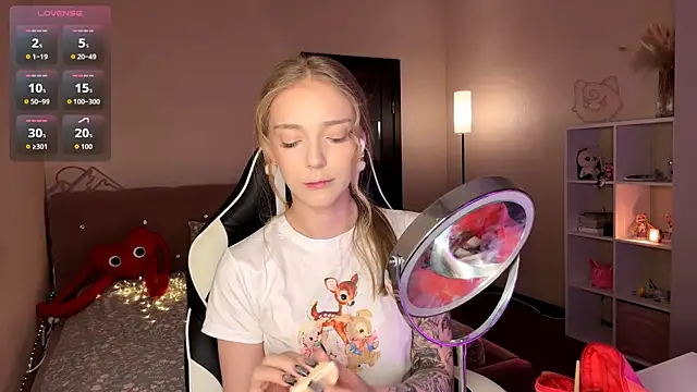 EvaPeace online show from 04/08/26, 01:45