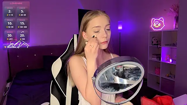 EvaPeace online show from 04/12/26, 01:25