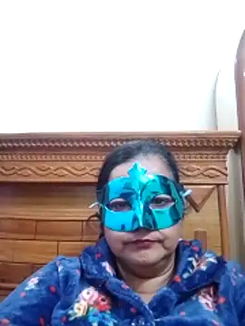 Honey-26 online show from 12/19/25, 01:57